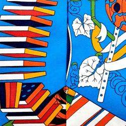 مملوكة مسبقًا وشاح هيرمس تويلي حرير متعدد الألوان