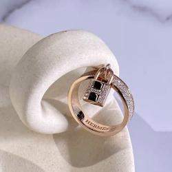 مملوكة مسبقًا خاتم هيرمس كلوشيت قفل ذهب وردي عيار 18 ألماس مقاس 55