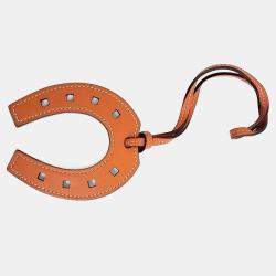 مملوكة مسبقًا Hermes Orange Leather Horseshoe Bag