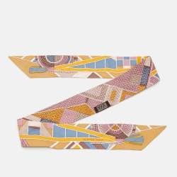 Pre Owned Hermès Pink/Beige L'art Indien des Plaines Silk Twilly 