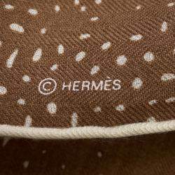 Pre Owned Hermes Giant Square Claire De Lune Size 140 Camel/White Cashmere70% Silk30%