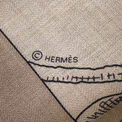 Pre Owned Hermes Carre Jean L'Instruction Duroy Imperial Studies Size 140 Abricot/Rose/Vert Cashmere70% Silk30%