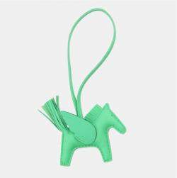 Pre Owned Hermes Rodeo Pegasus Vertcomic Lambskin Size Pm