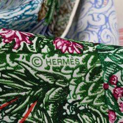 Pre Owned وشاح هيرمس حرير ملون بحجم مئة وأربعون أخضر