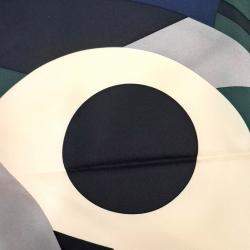 Pre Owned وشاح حرير هيرمس متعدد الألوان