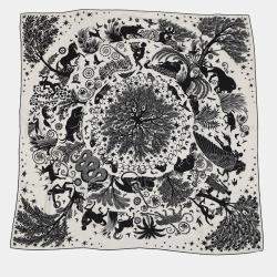 مملوكة مسبقًا Hermes Giant Square: Be Seduced By The Charm Of Orpheus Sous Le Charme D'Orphee Fall/Winter 2024 White/Black Cashmere, Silk Size 140