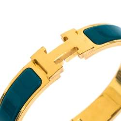 Pre Owned Hermes Clic H Blue Enamel Gold Plated Narrow Bracelet PM