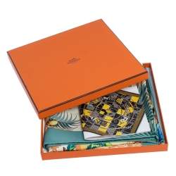 Pre Owned Hermès Green Mythiques Phoenix Silk Scarf