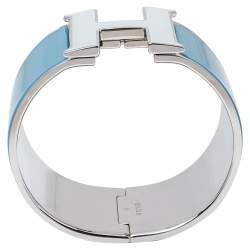 Pre Owned Hermès Clic Clac H Blue & White Enamel Palladium Plated Extra Wide Bracelet PM