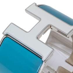 Pre Owned Hermès Clic Clac H Blue & White Enamel Palladium Plated Extra Wide Bracelet PM