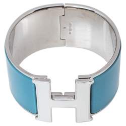 Pre Owned Hermès Clic Clac H Blue & White Enamel Palladium Plated Extra Wide Bracelet PM