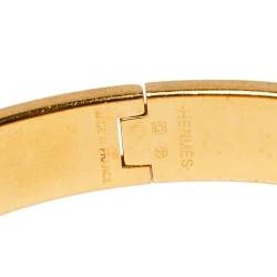 Pre Owned Hermès Clic H Craie Enamel Gold Plated Narrow Bracelet PM