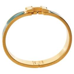 Pre Owned Hermès Clic H Green Enamel Gold Plated Narrow Bracelet PM