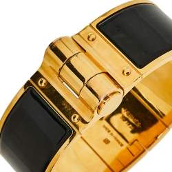 Pre Owned Hermes Charniere Gold Plated Black Enamel Uni Wide Hinged Bracelet S