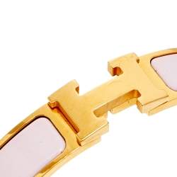 Pre Owned Hermès Clic H Pale Pink Enamel Gold Plated Narrow Bracelet PM