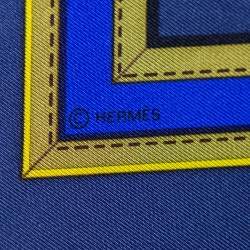 Pre Owned Hermès White Ex Libris en Camouflage Silk Scarf