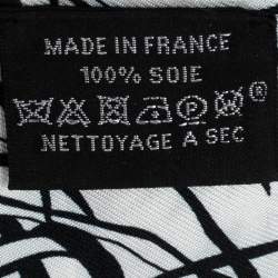 Pre Owned Hermes Grey Jungle Love Rainbow Silk Twilly 