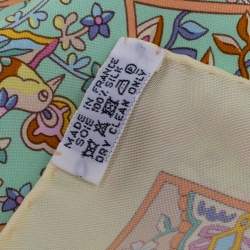 Pre Owned Hermès Pale Yellow Au Pays Des Oiseaux - Fleurs Silk Scarf