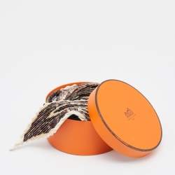 Pre Owned Hermès Ivory Sous Le Cedre Silk Plisse Scarf