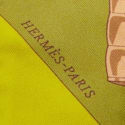 Pre Owned Hermès Green Eperon d'Or Silk Twilly