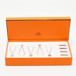  Hermès Scarf Display System