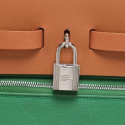 Hermès Natural/Green Toile Canvas and Vache Hunter Leather Herbag Zip 39 Bag