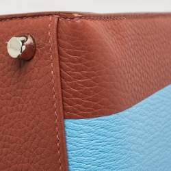 Pre Owned Hermès Brique/Celeste/Cardamome Clemence/Tadelakt/Chevre Leather Palladium Finish Kellygraphie "Lettre E" Kelly Sellier 28 Bag