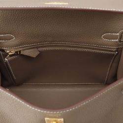 Hermes Etoupe Togo Leather 25 Kelly Top Handle Bag