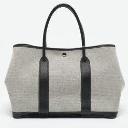 Pre Owned Hermès Ecru/Noir Toile and Buffalo Skipper Leather Garden Party 36 Bag