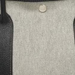 Pre Owned Hermès Ecru/Noir Toile and Buffalo Skipper Leather Garden Party 36 Bag