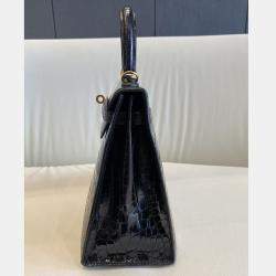 Hermes Black Shiny Crocodile Leather Kelly 25 Top Handle Bag
