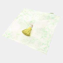 Hermes White Green Tassel Silk Agneau Milo Lime Petit H Shoulder Drawstring Bag 