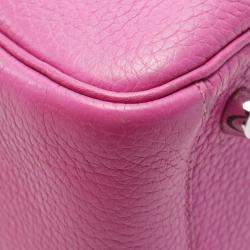 Hermes Rose Shocking Taurillon Clemence Leather Lindy 26 Shoulder Bag