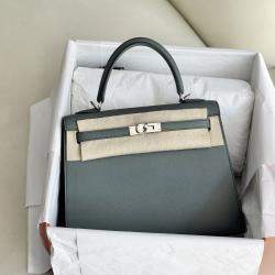 Hermes Kelly 25 Almond Green Palladium Hardware Epsom