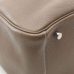 Hermes Lindy 30  Etoupe Grey C Taurillon Clemence Leather Shoulder Bag