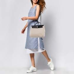 مملوكة مسبقًا حقيبة هيرمس هيرباغ زيب 31 كانفاس إتش/إبيين وجلد أحمر 