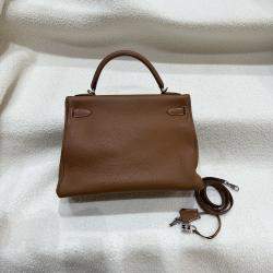 Pre Owned Hermes Kelly 32 Gold Leather Shoulder Bag