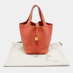 مملوكة مسبقًا Hermes Apricot Taurillon Clemence Leather Picotin Lock 18 Bag