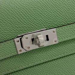 Pre Owned Hermes Green Leather Kelly Medium Wallet