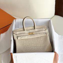 مملوكة مسبقًا حقيبة هيرمس بيركين 25 جلد التمساح الرمادي غير اللامع إكسسوار ذهبي