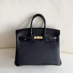 مملوكة مسبقًا حقيبة هيرمس بيركن 25 سوداء من توغو وتماسيح بتشطيبات ذهبية