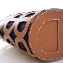 مملوكة مسبقًا Hermes Gold Veau Madame Chaine d'Ancre Tote