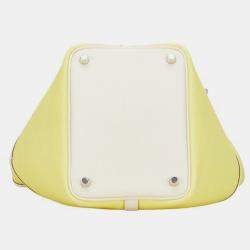 مملوكة مسبقًا حقيبة هيرمس بيكوتين لوك كارجو 20 صفراء عاجي جاون سيترون ناتا جلد سويفت وقماش جولين