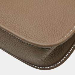 Pre Owned حقيبة هيرمس إيفلين تي بي إم كتف بني توغو إيتوب