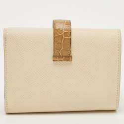 مملوكة مسبقًا Hermes Bearn Nata/Beige Sable Epsom Leather and Crocodile Compact Wallet