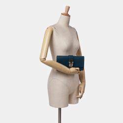 مملوكة مسبقًا Hermes Blue Tadelakt Medor Clutch 23