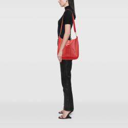مملوكة مسبقًا Hermes Red Clemence Evelyne I 33