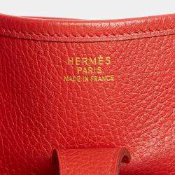 مملوكة مسبقًا Hermes Red Clemence Evelyne I 33