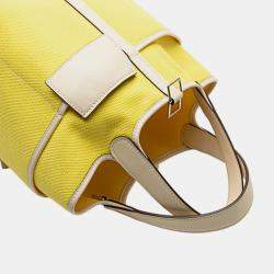 مملوكة مسبقًا Hermes Jaune Citron and Nata Toile Goeland and Swift Cargo Picotin Lock 18