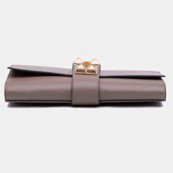 مملوكة مسبقًا Hermes Brown Swift Medor Clutch 23